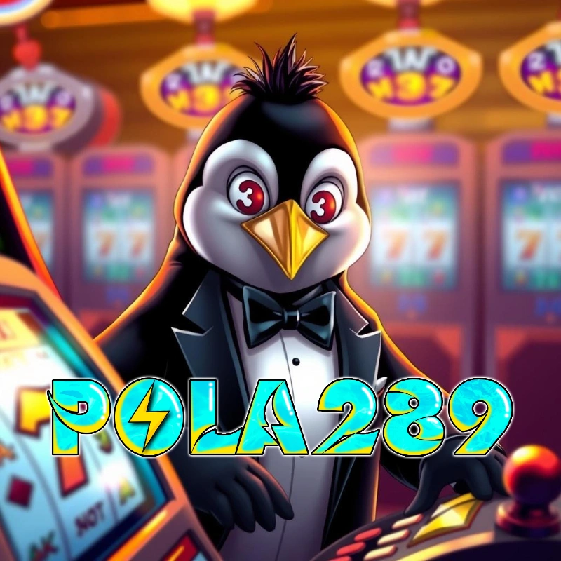 Top and bottom view of a snowboard. The top view shows a stylized scene of water, trees, mountains,
sky and a moon in blue colours. The bottom view has a blue liquid, drippy background with the text “liquid” in
a stylized script typeface.